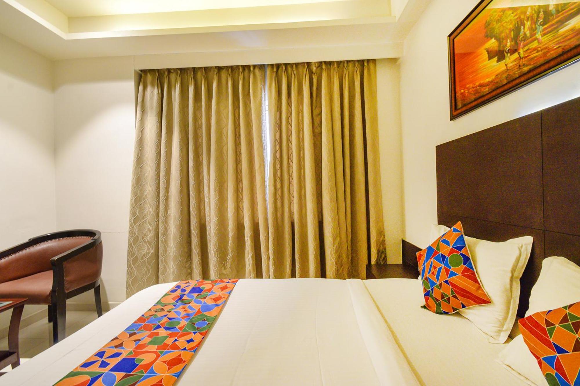 Fabhotel Prime Prowell Crown - Nr Tcs Deccan Park, Hitech City ไฮเดอราบัด ภายนอก รูปภาพ